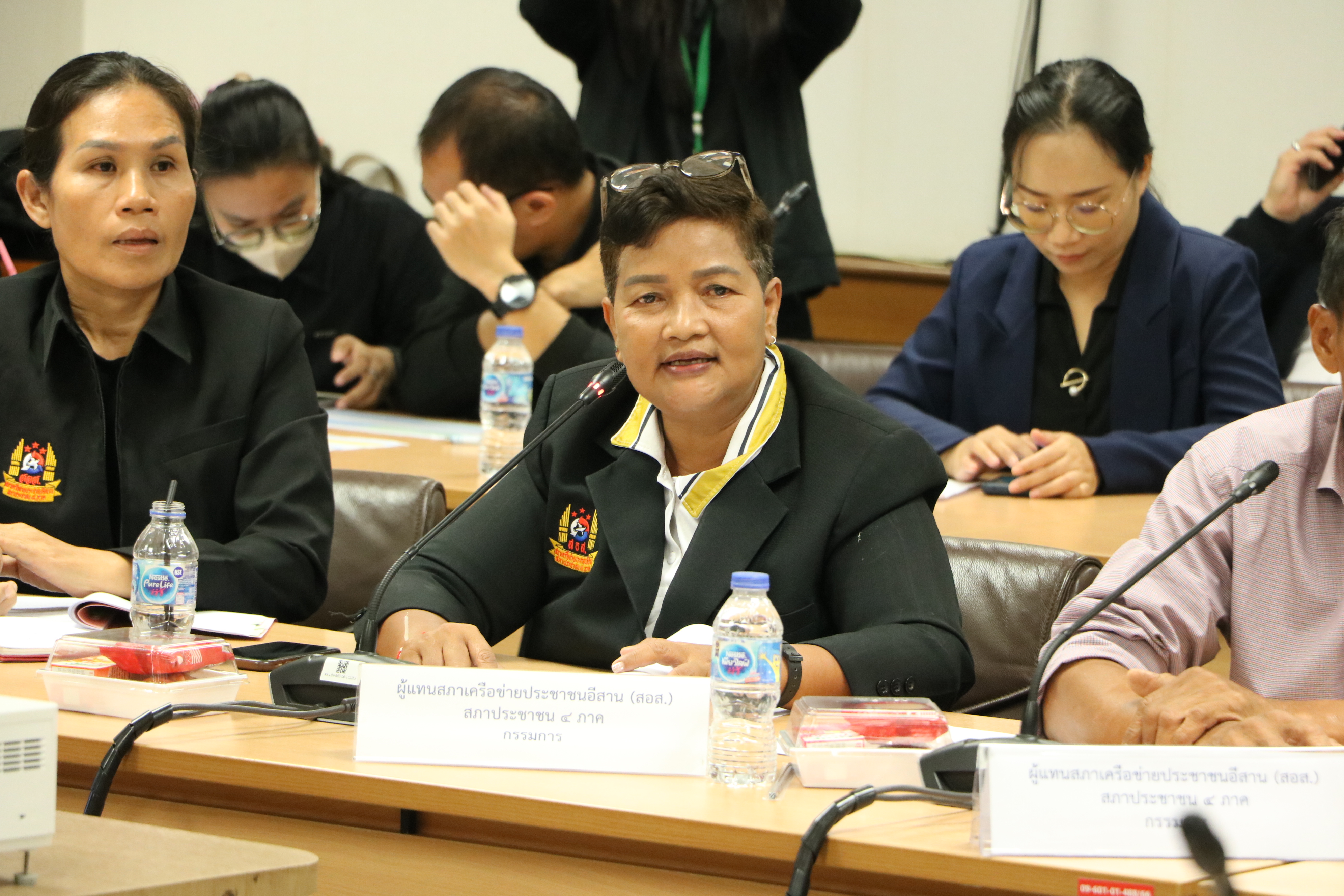 title - รองนายก นั่งหัวโต๊ะประชุมคณะกรรมการแก้ไขปัญหาของสภาเครือข่ายประชาชนอีสาน (สอส.) สภาประชาชน 4 ภาค ครั้งที่ 1/2569 